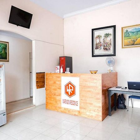 Waringin Residence Redpartner Medan Exterior photo